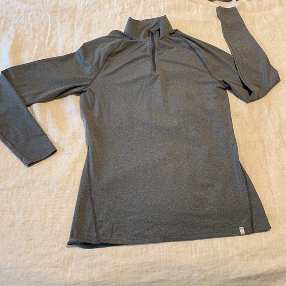 H&M workout pullover - Picture 4 of 5
